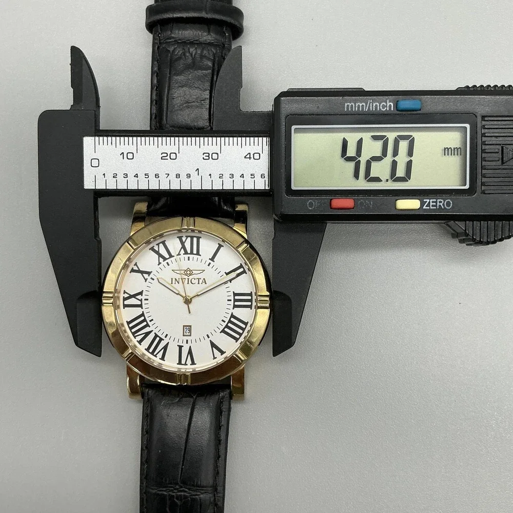 Invicta Specialty Trinity Mens Watch 42mm Gold Tone 13971 Leather New Battery